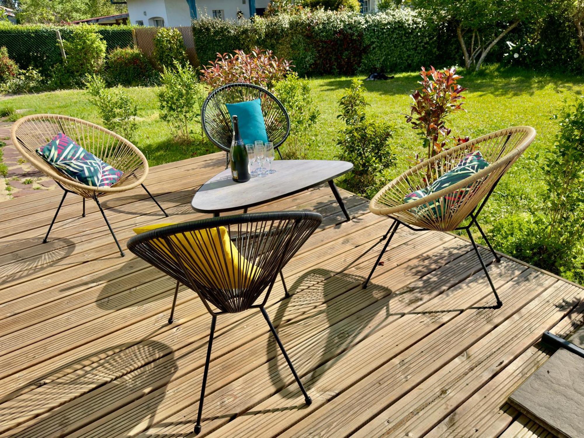 Maison Des Chenes 64 - Independant Apartment With Terrasse 부코 외부 사진